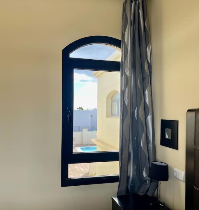 Riviera Park 7A - Air Con- Wi-Fi- Uk Channels- 5 Minutes Walking From The Sea Apartment Tias Luaran gambar