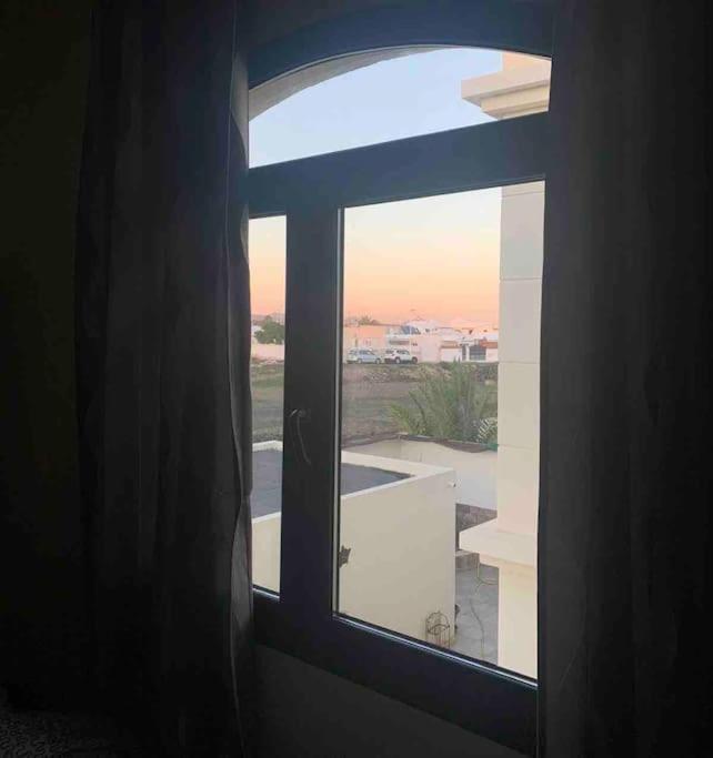 Riviera Park 7A - Air Con- Wi-Fi- Uk Channels- 5 Minutes Walking From The Sea Apartment Tias Luaran gambar