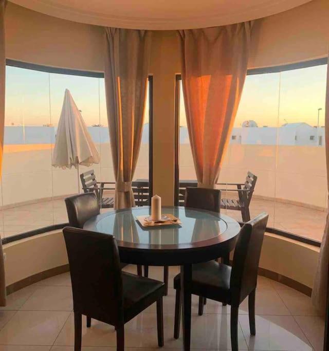 Riviera Park 7A - Air Con- Wi-Fi- Uk Channels- 5 Minutes Walking From The Sea Apartment Tias Luaran gambar